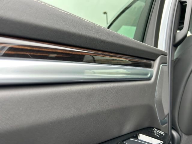 New 2026 Cadillac Escalade Luxury w/ Touring Package image 13