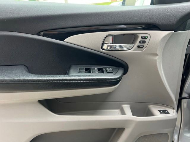 Used 2016 Honda Pilot Elite image 6