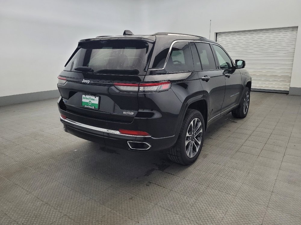 Used 2022 Jeep Grand Cherokee Overland w/ Luxury Tech Group IV AWD/4WD image 9