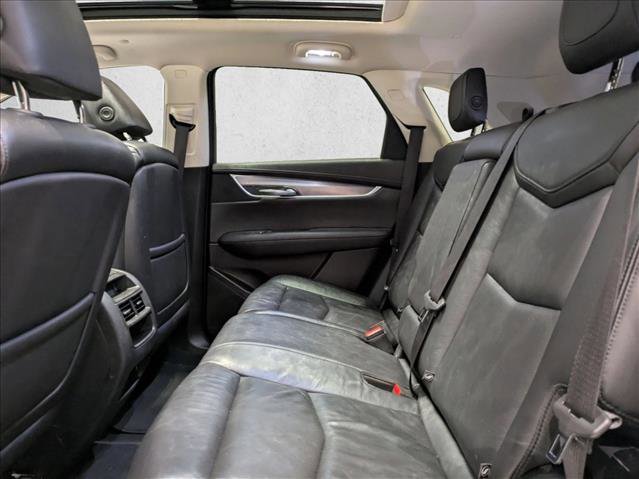 Used 2018 Cadillac XT5 Luxury w/ Driver Awareness Package image 19