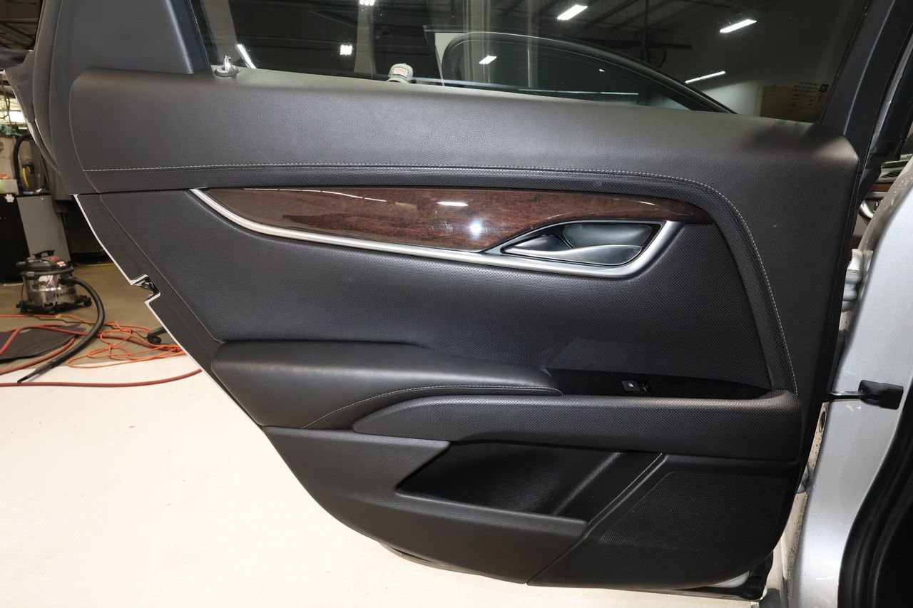 Used 2017 Cadillac XTS Luxury FWD image 11