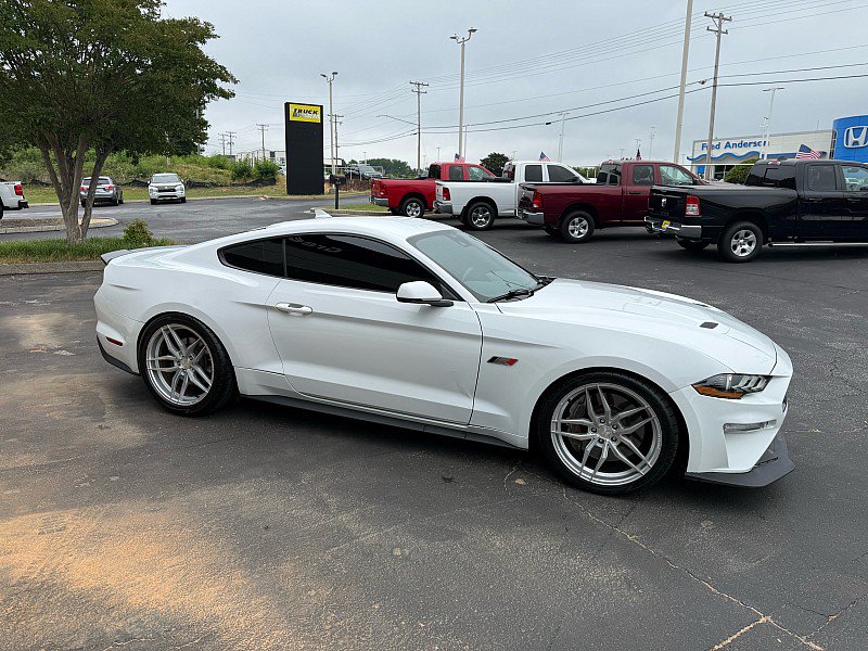 Used 2022 Ford Mustang GT Premium w/ GT Performance Package RWD image 7