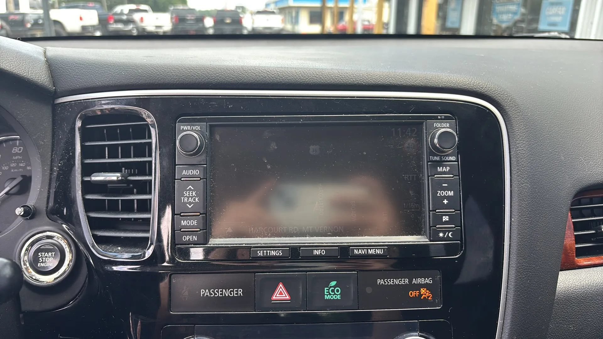 Used 2014 Mitsubishi Outlander SE FWD image 19