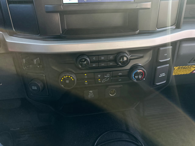 New 2024 Ford F450 XL w/ XL Chrome Package image 19