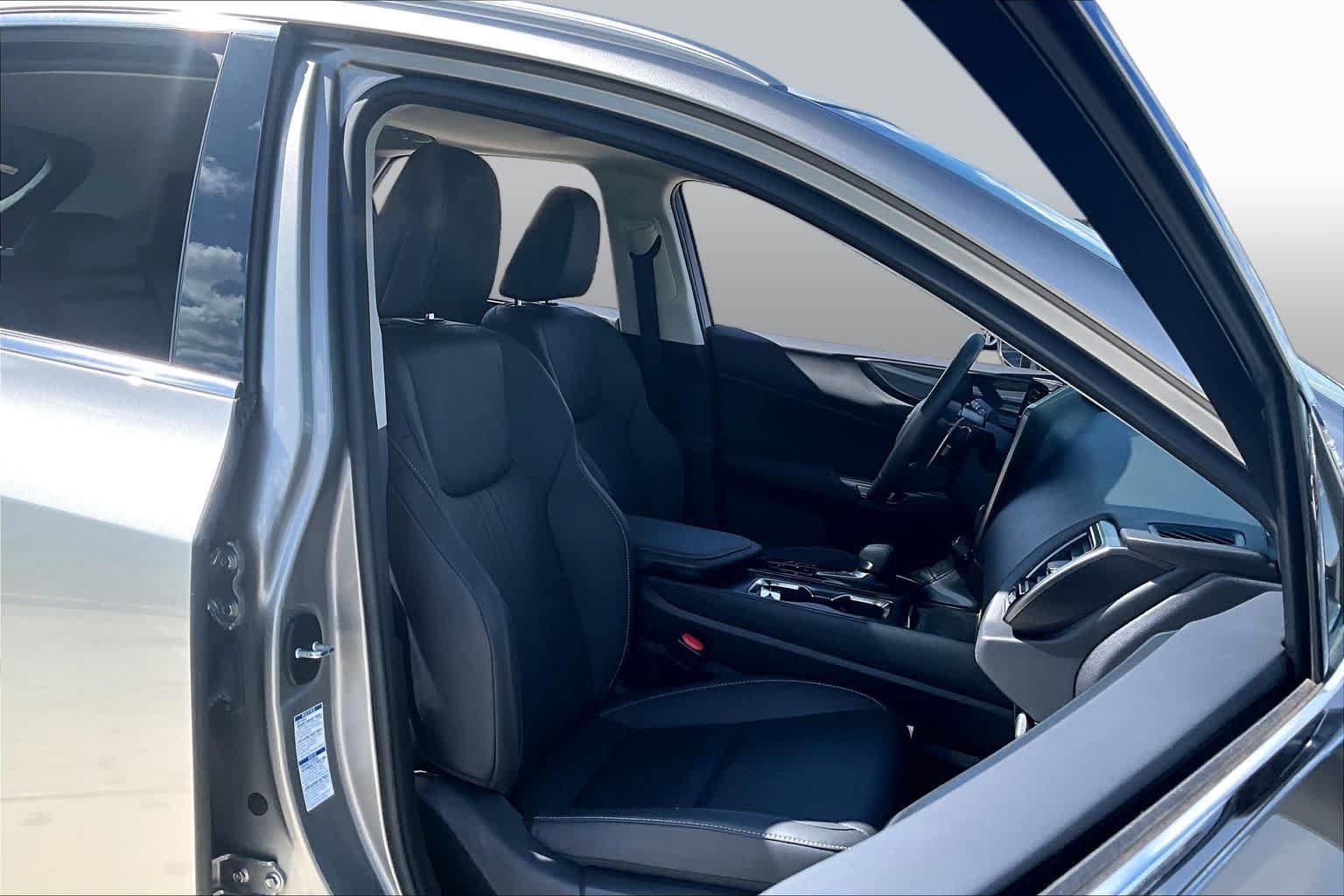 Used 2022 Lexus NX 350h AWD image 8