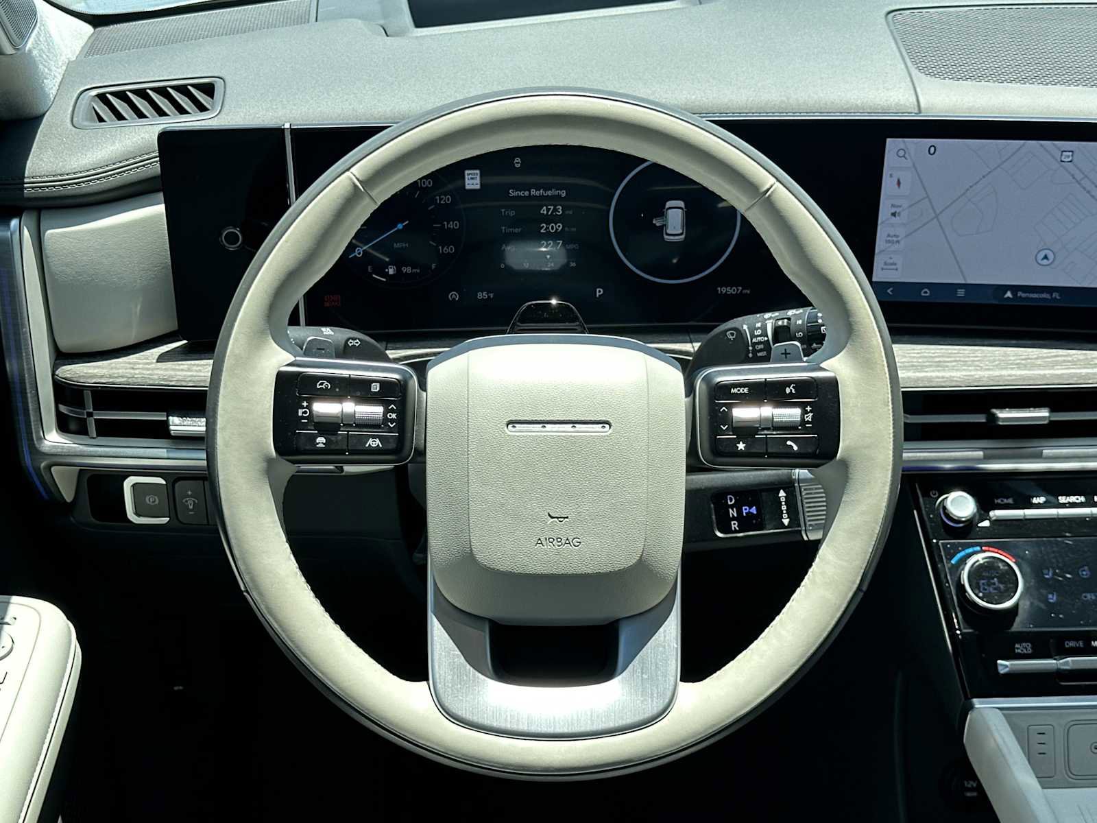 Used 2025 Hyundai Santa Fe Calligraphy FWD image 14