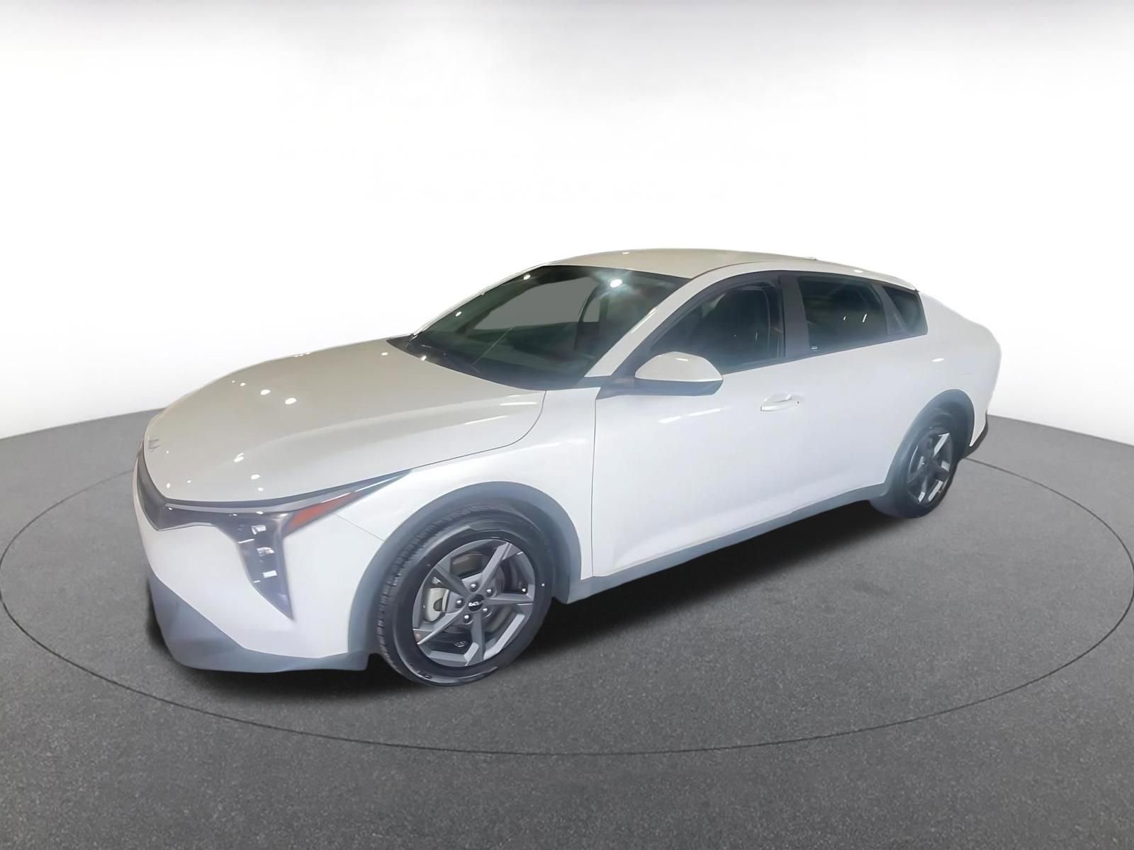 Used 2025 Kia K4 FWD image 8
