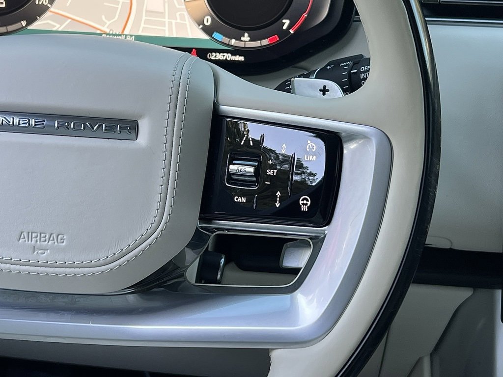 Used 2023 Land Rover Range Rover SE image 39