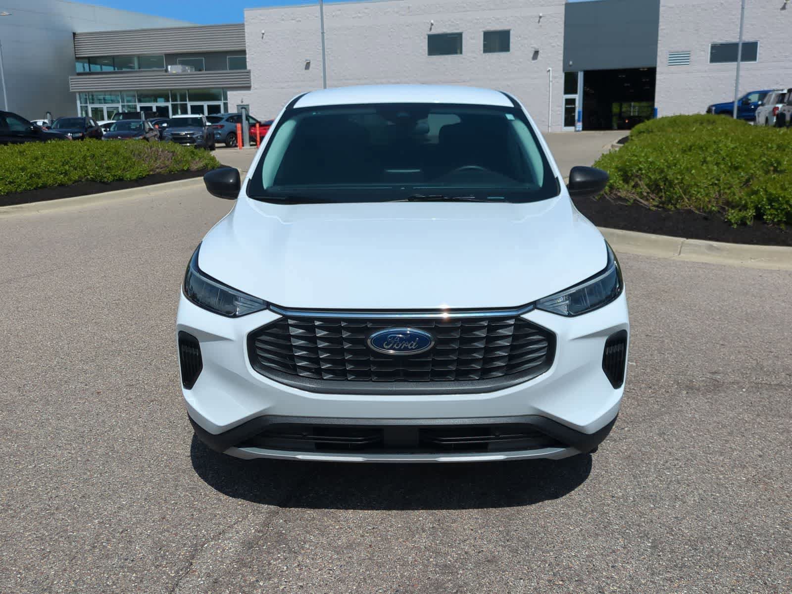 Used 2023 Ford Escape Active FWD image 3