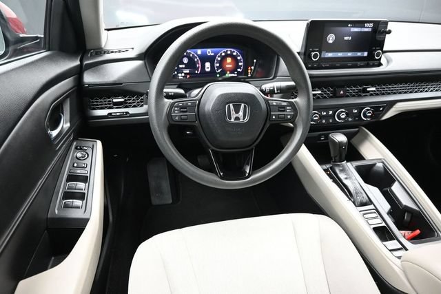 Used 2023 Honda Accord EX image 12