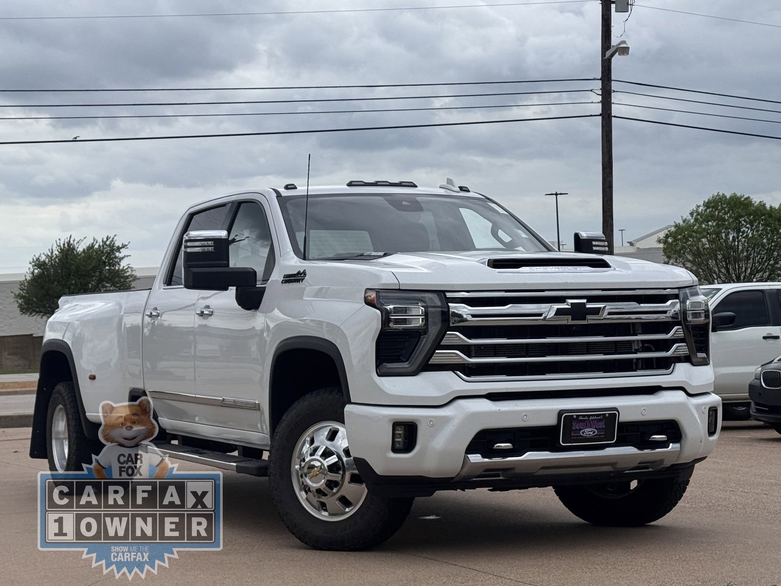 Used 2024 Chevrolet Silverado 3500 High Country w/ Technology Package image 2