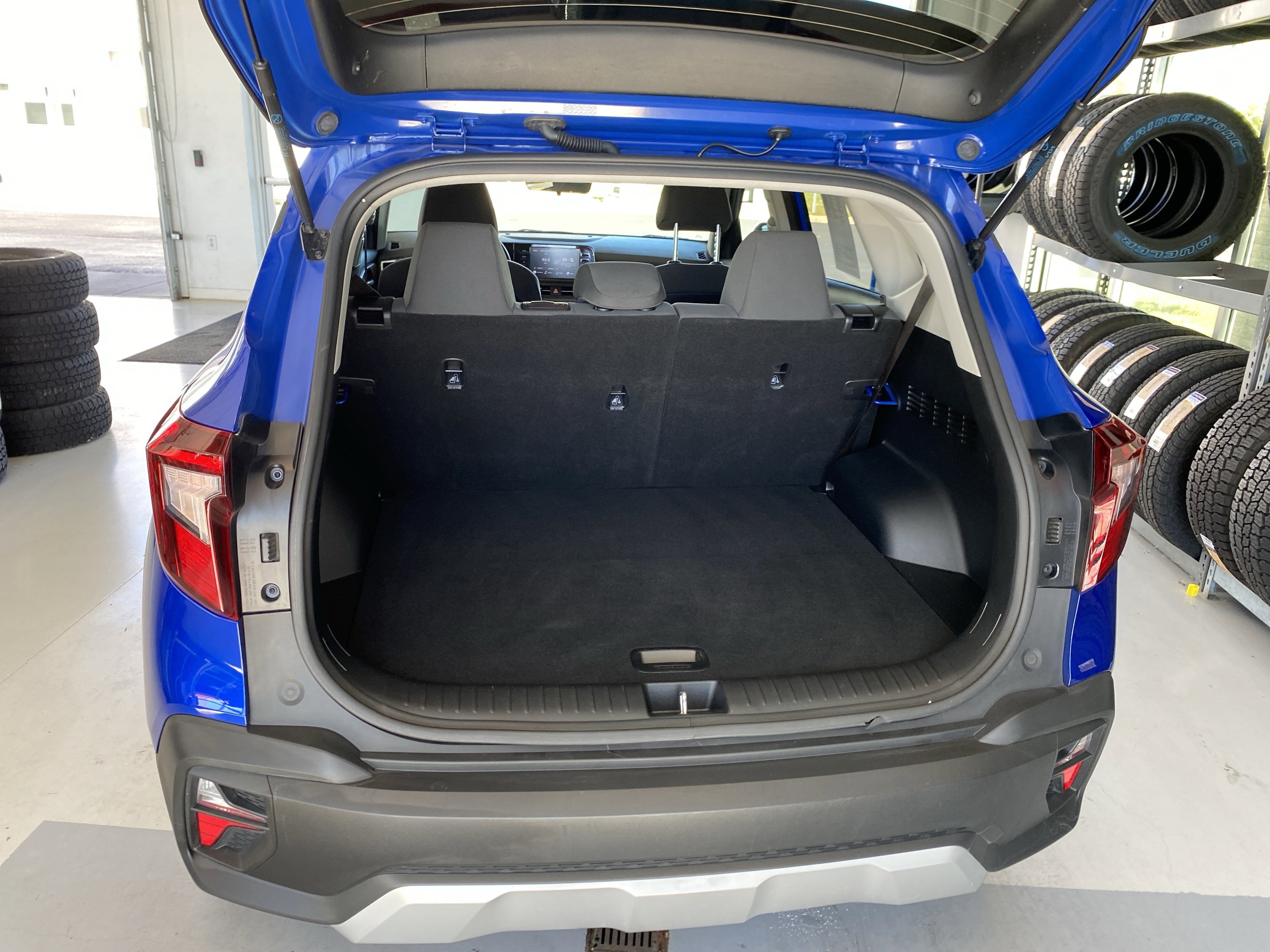 Used 2024 Kia Seltos LX image 7