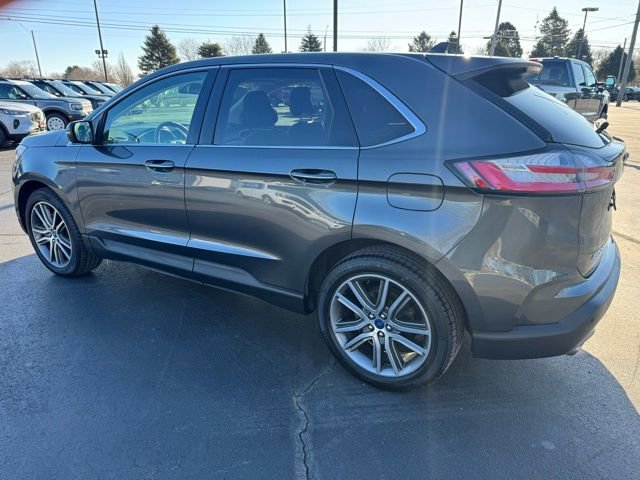 Used 2020 Ford Edge Titanium image 3
