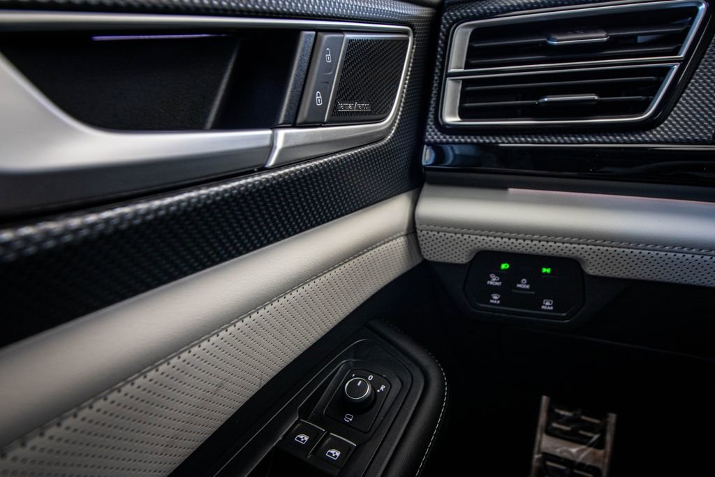 New 2026 Volkswagen Atlas Cross Sport SEL Premium R-Line AWD/4WD image 38