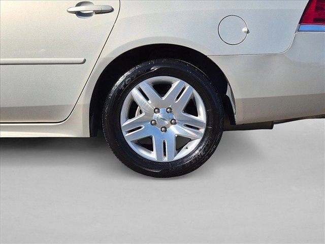 Used 2012 Chevrolet Impala LT FWD image 21