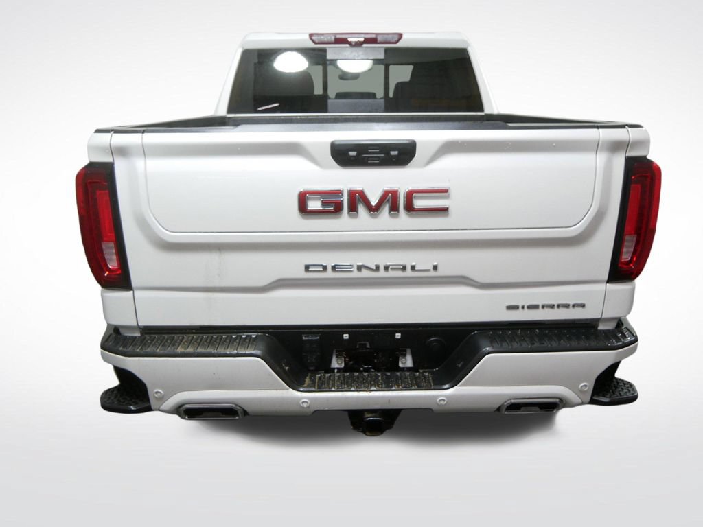 Used 2024 GMC Sierra 1500 Denali w/ Technology Package AWD/4WD image 4