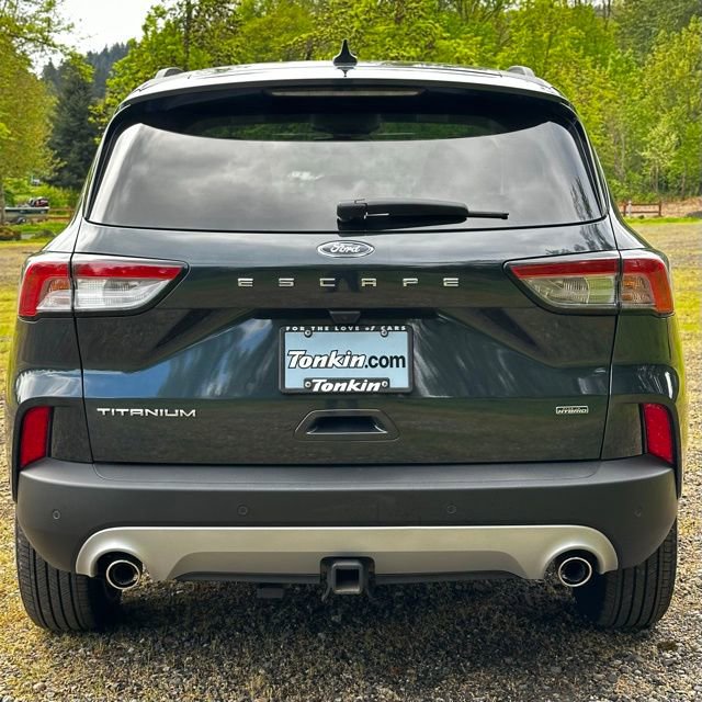 Used 2022 Ford Escape Titanium w/ Titanium Premium Package image 9
