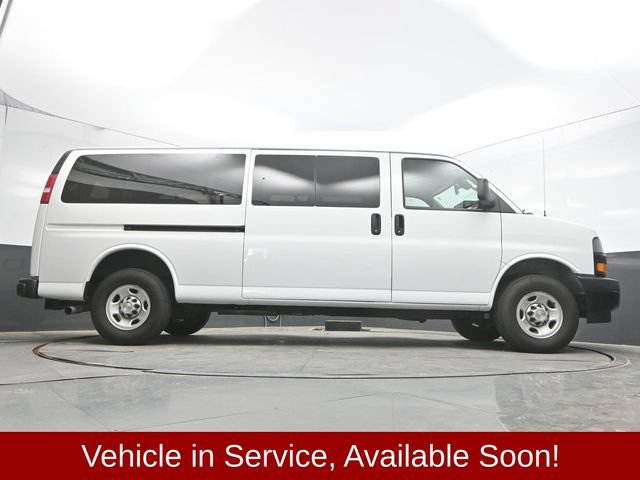 Used 2024 Chevrolet Express 3500 LS RWD image 38