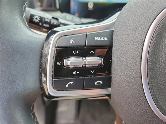 Used 2023 Kia Sorento SX image 29