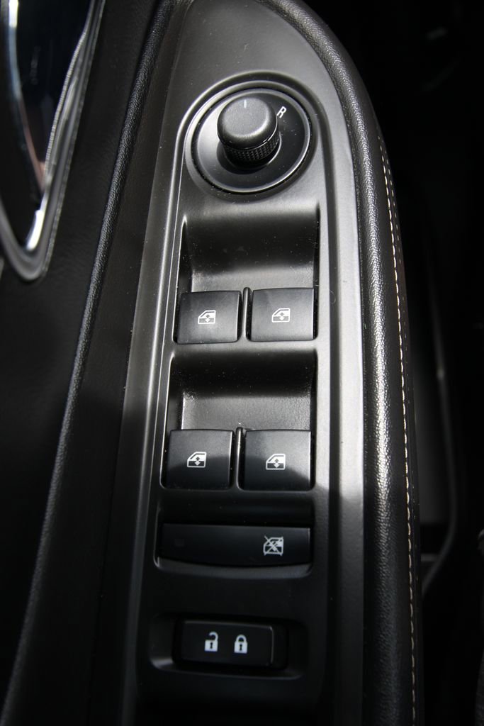 Used 2015 Buick Encore Convenience FWD image 22