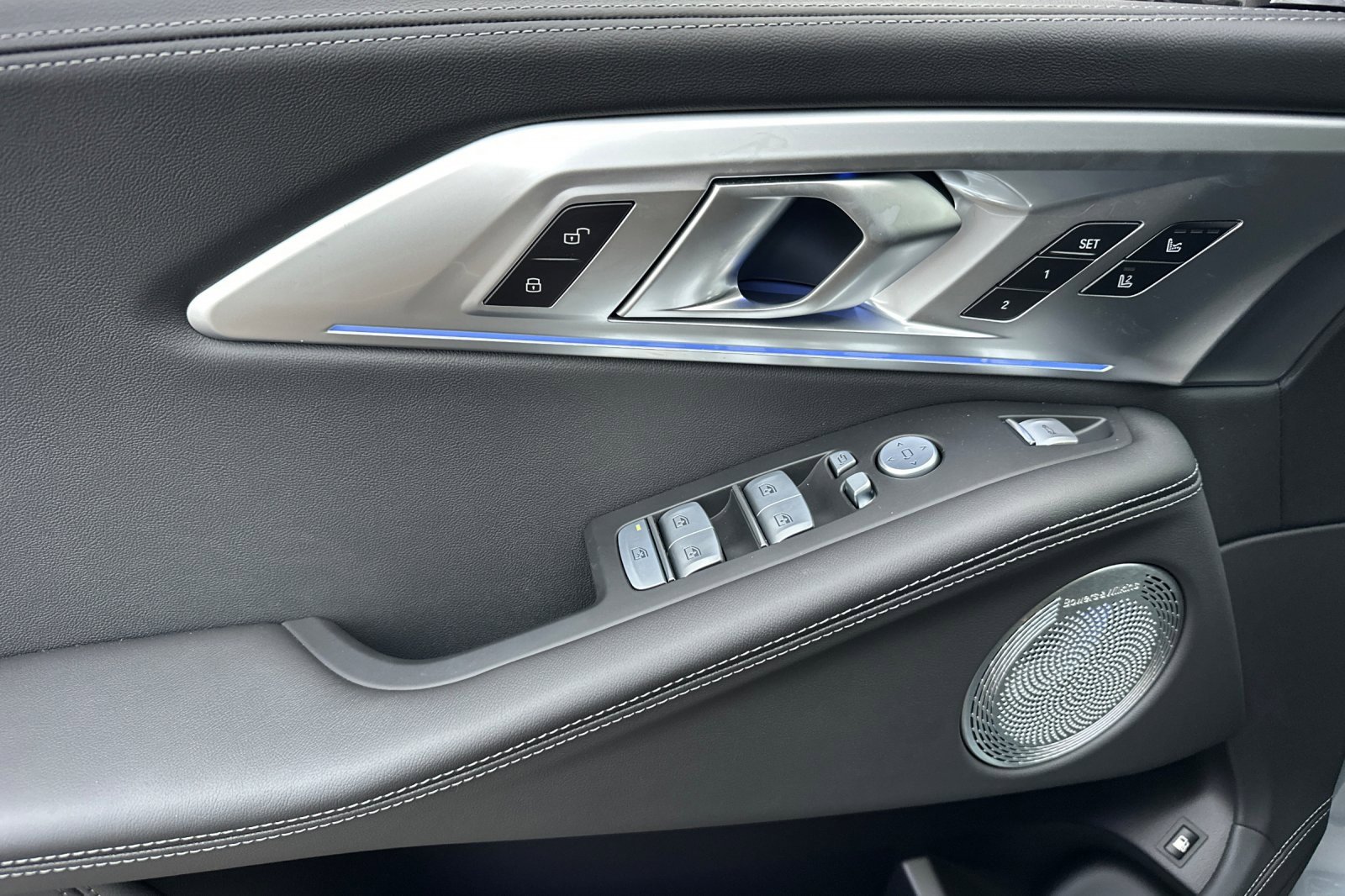 New 2026 BMW XM Label Red image 8