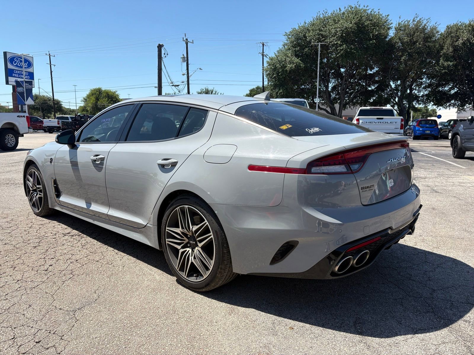 Used 2022 Kia Stinger GT1 RWD image 3