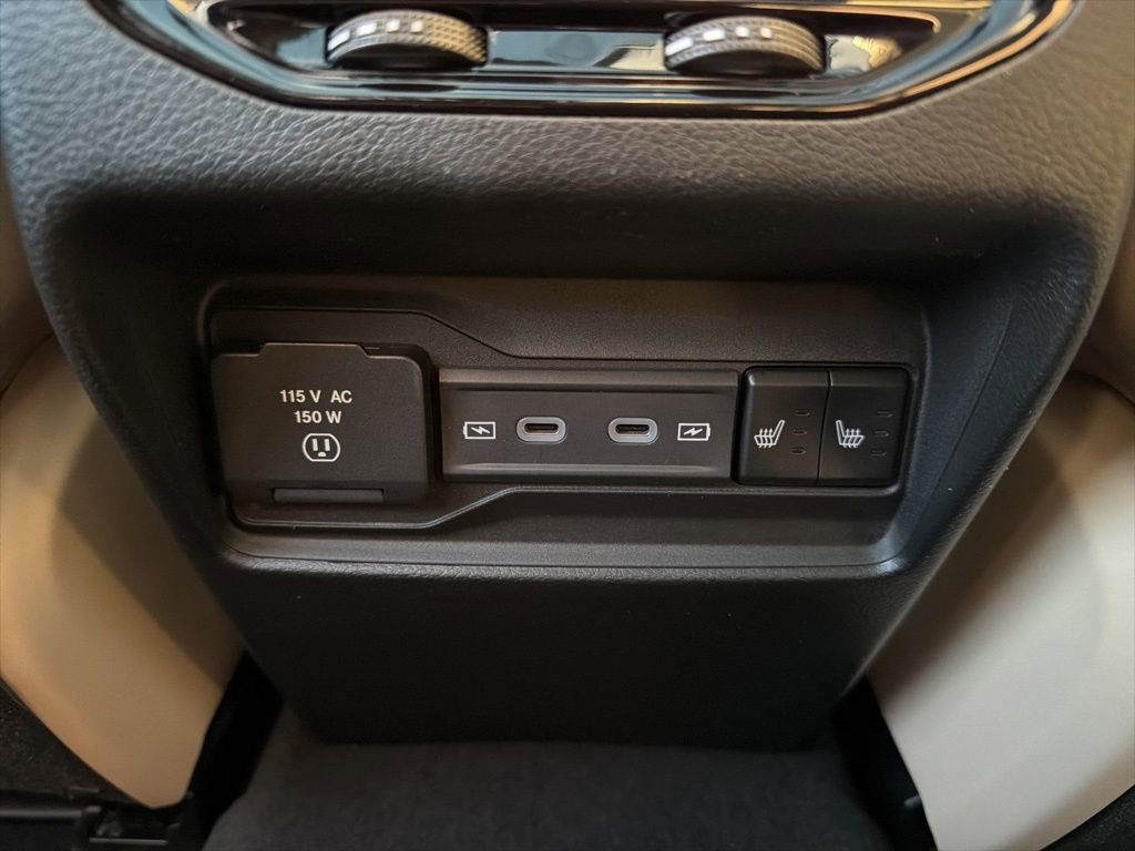 New 2026 Jeep Grand Cherokee Limited w/ Limited Altitude Package image 21