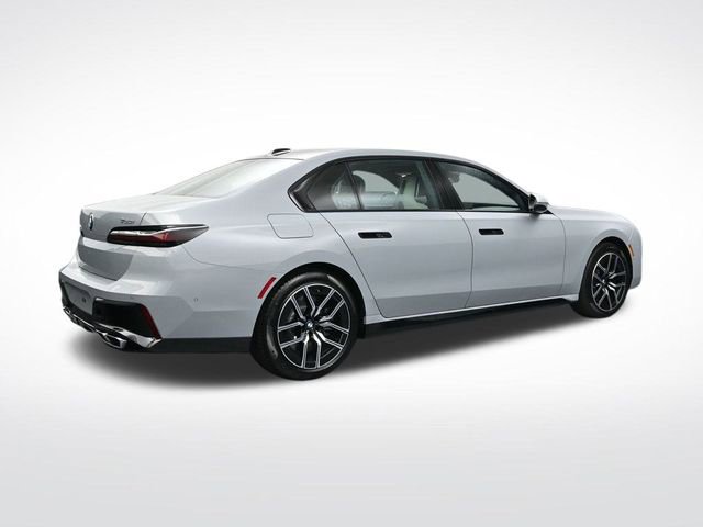 New 2025 BMW 760i xDrive w/ Executive Package image 4