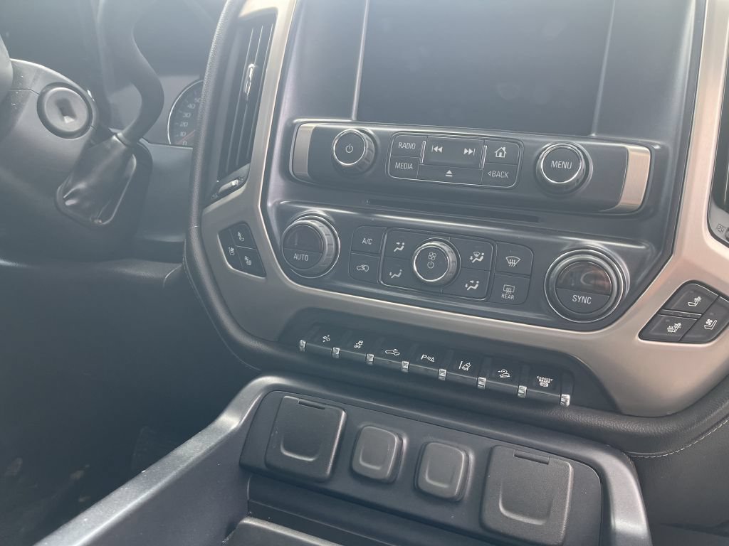 Used 2019 GMC Sierra 2500 Denali w/ Duramax Plus Package AWD/4WD image 19