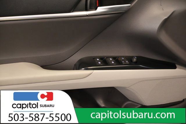 Used 2018 Toyota Camry LE w/ Moonroof Package image 11