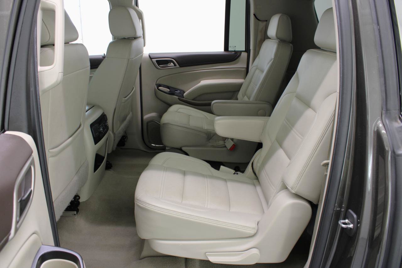 Used 2019 GMC Yukon XL Denali w/ Denali Ultimate Package AWD/4WD image 40
