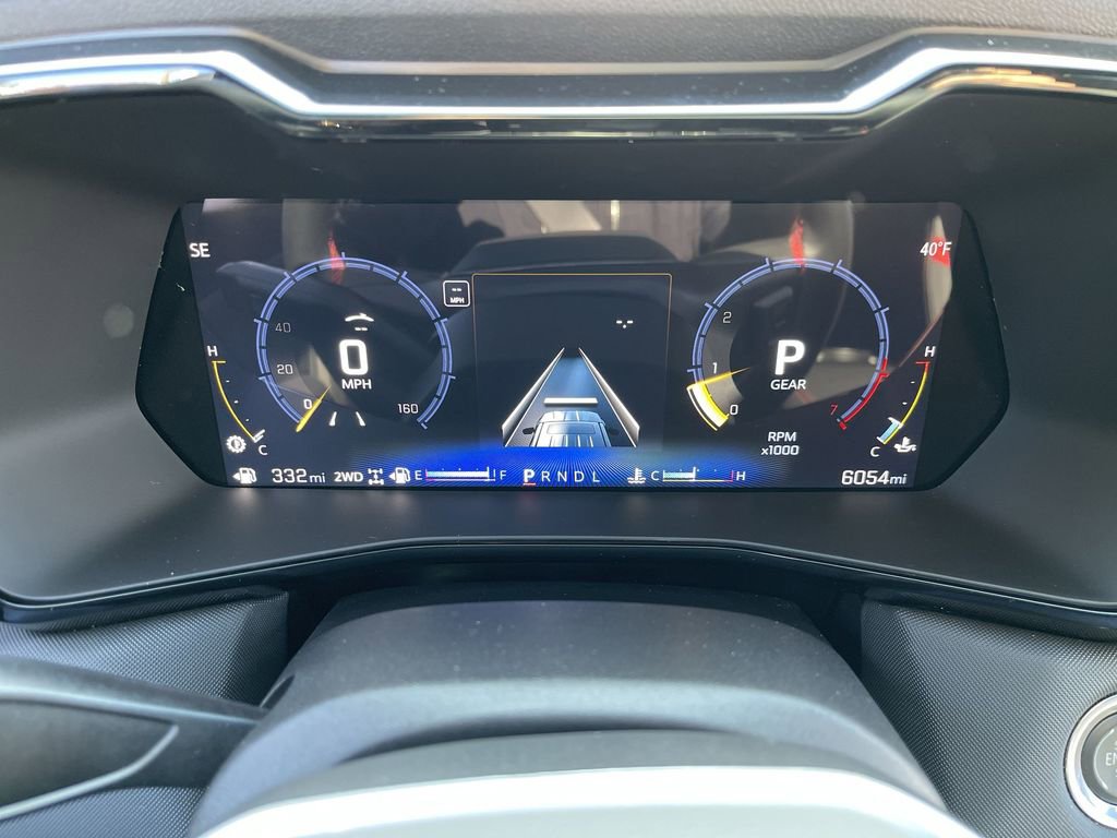 Used 2025 Chevrolet Colorado Z71 w/ Technology Package image 11