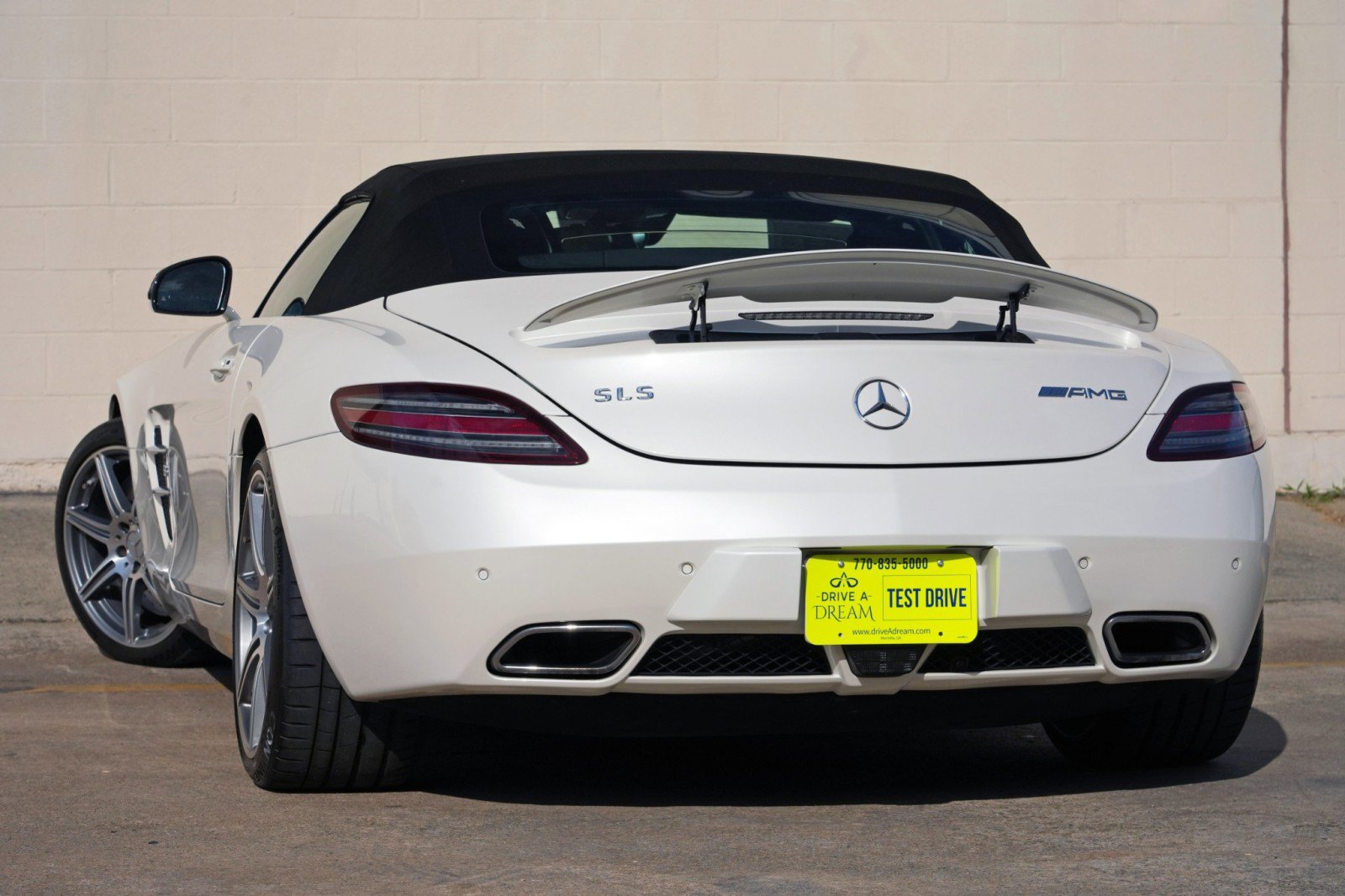 Used 2012 Mercedes-Benz SLS AMG Roadster image 6
