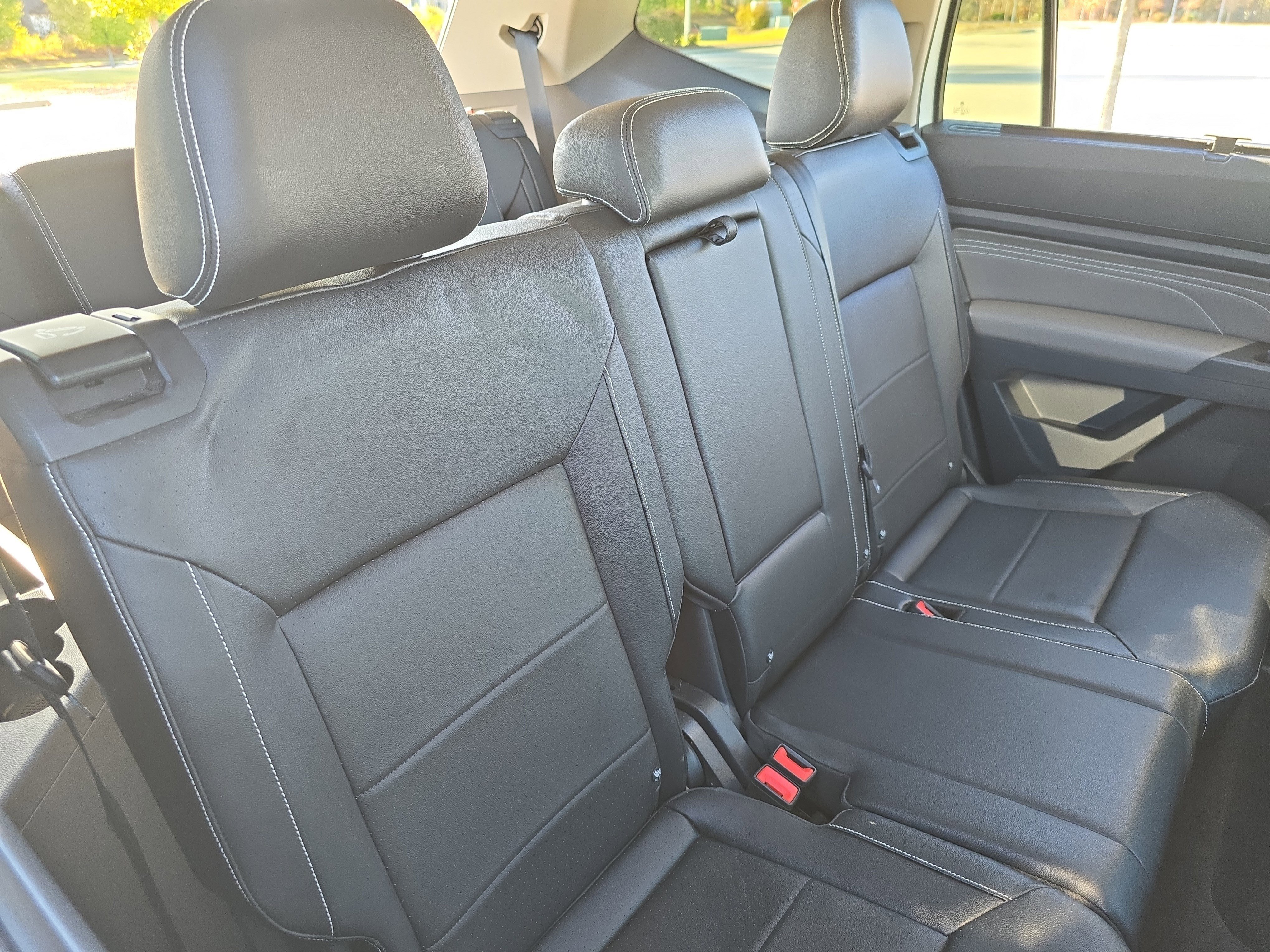 Used 2023 Volkswagen Atlas SE image 12