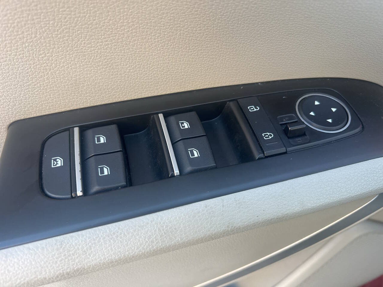 Used 2020 Kia Soul LX FWD image 26