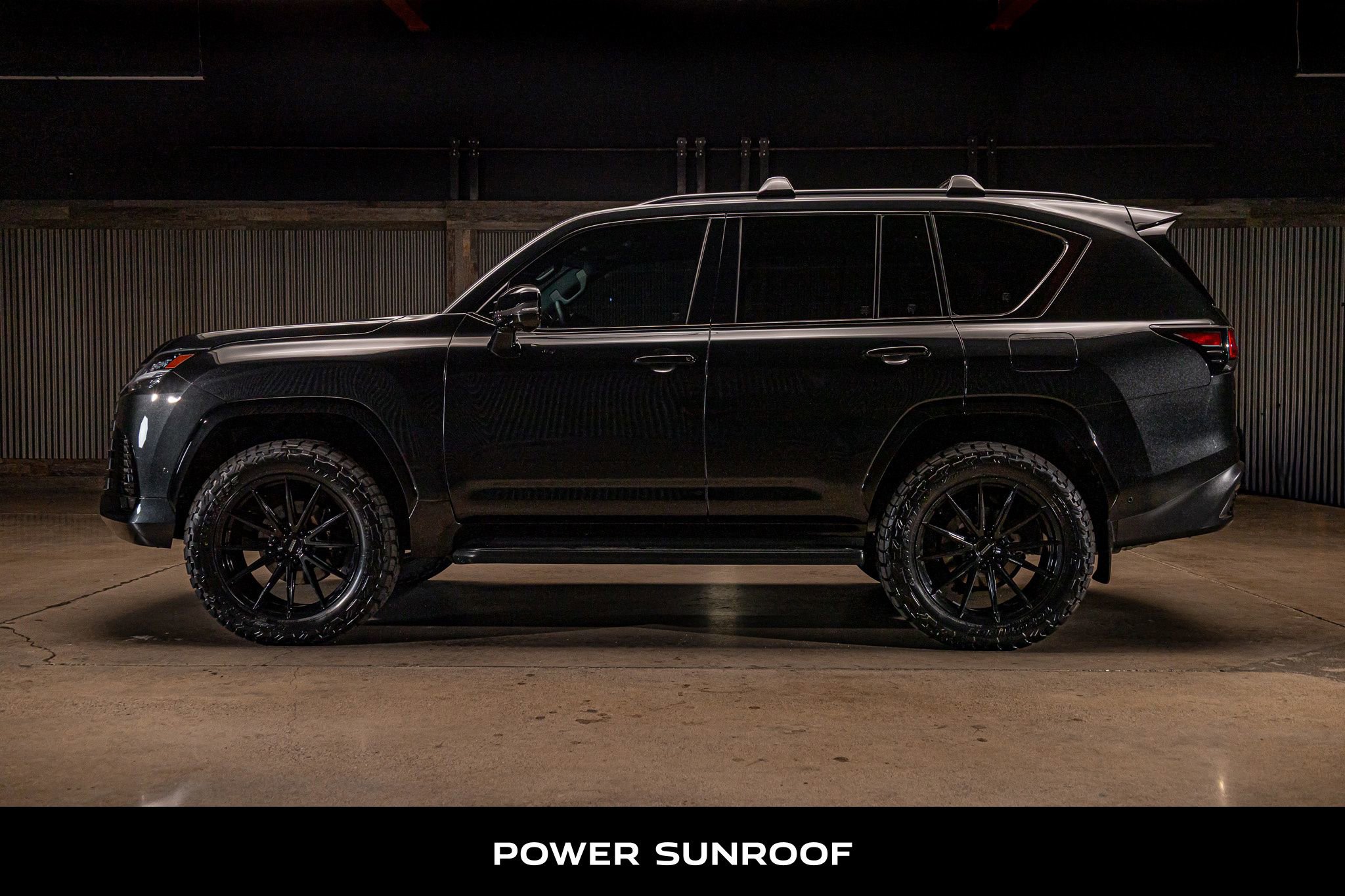 Used 2025 Lexus LX 700h Overtrail AWD/4WD image 6