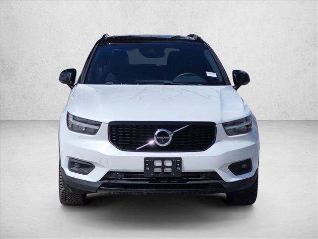Used 2022 Volvo XC40 T5 R-Design w/ Advanced Package AWD/4WD image 2