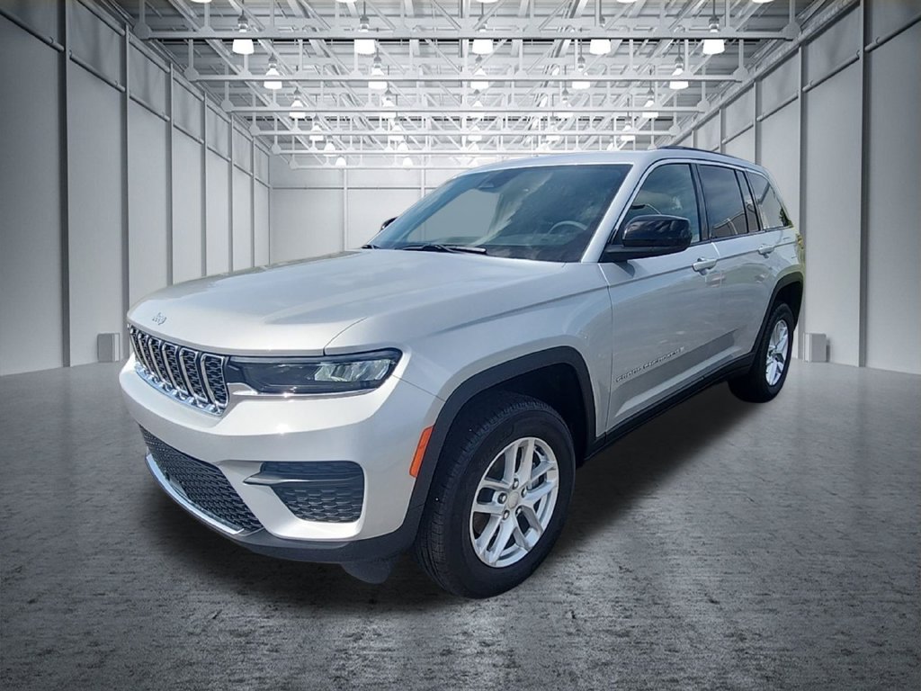 New 2026 Jeep Grand Cherokee Laredo X RWD image 16