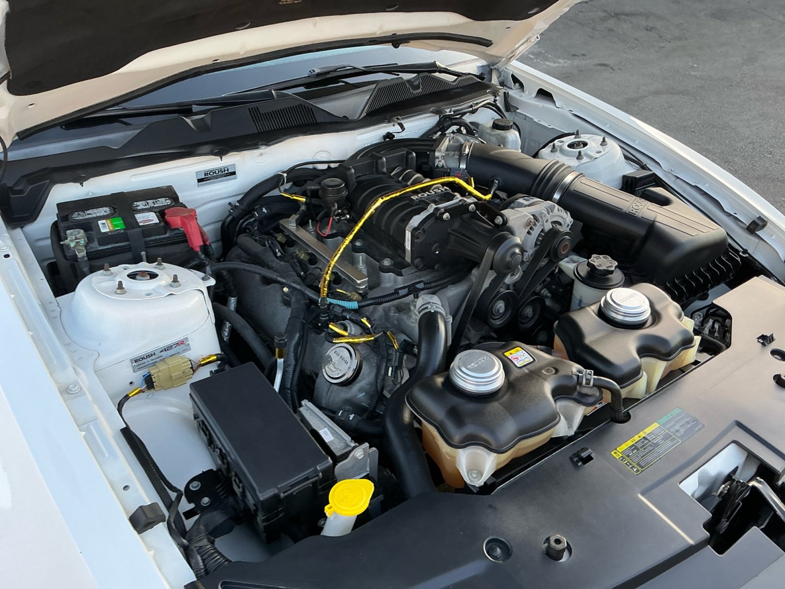 Used 2010 Ford Mustang GT image 22