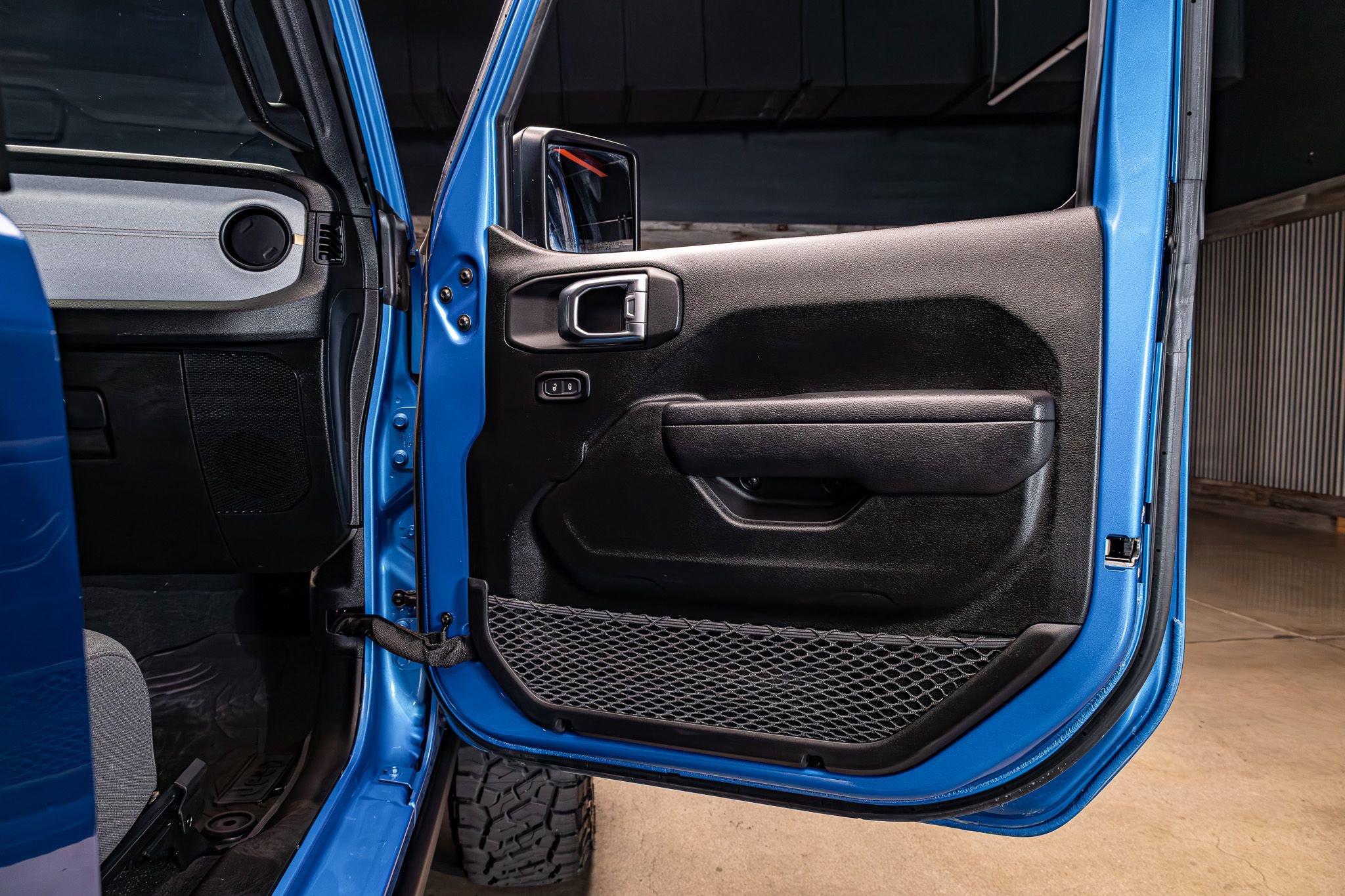 Used 2024 Jeep Wrangler Willys image 23