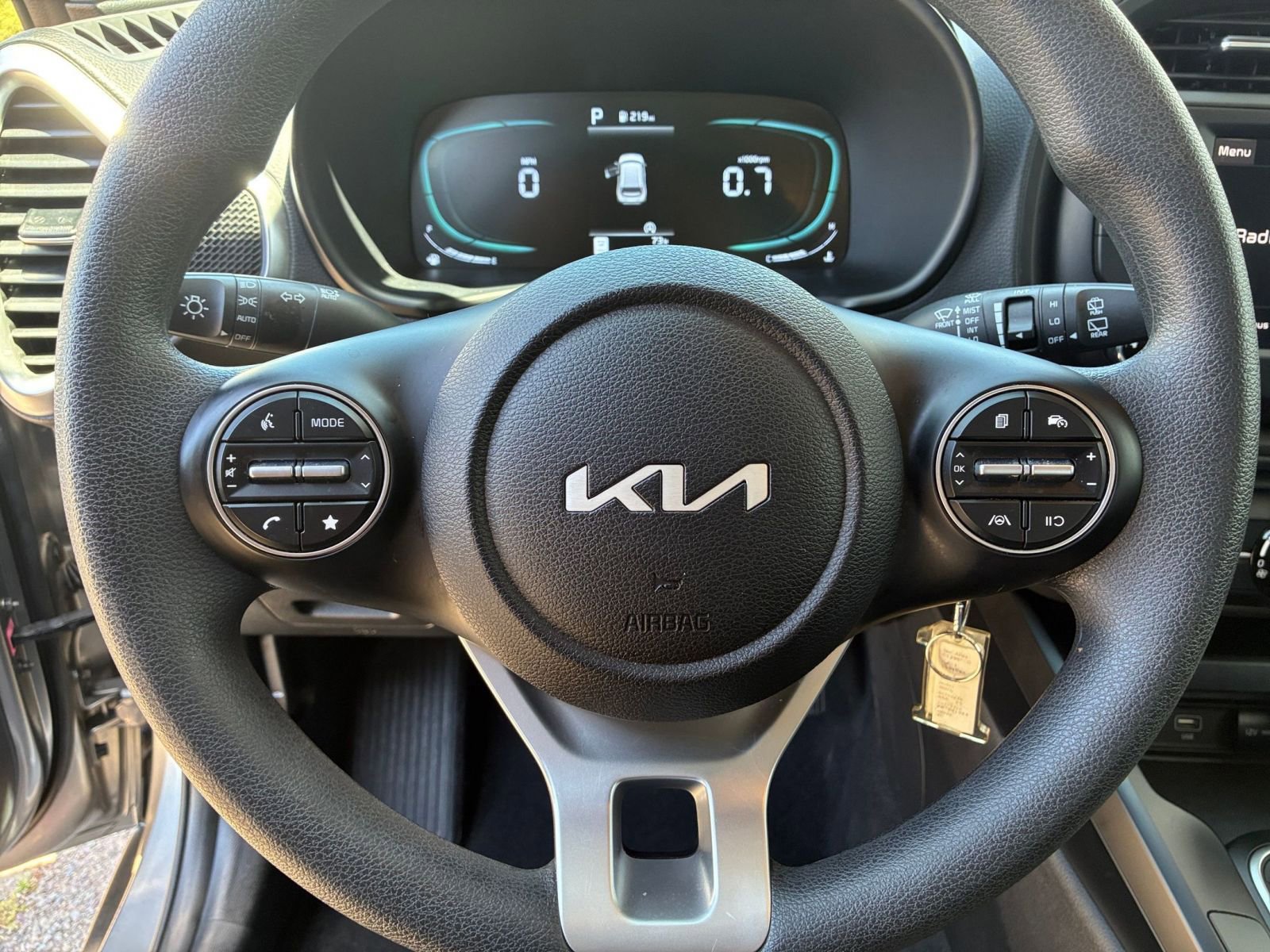 Used 2025 Kia Soul LX w/ LX Technology Package image 25