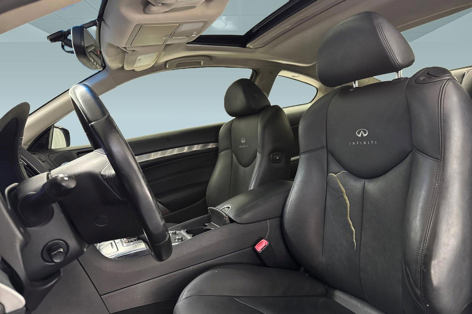 Used 2013 INFINITI G37 Journey w/ Premium Pkg image 22