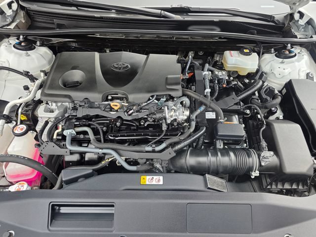 Used 2022 Toyota Camry XSE FWD image 29