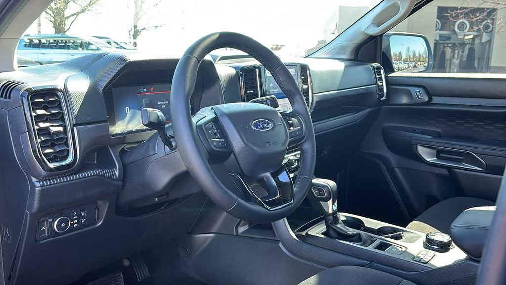 Used 2025 Ford Ranger XLT w/ Black Appearance Package image 26