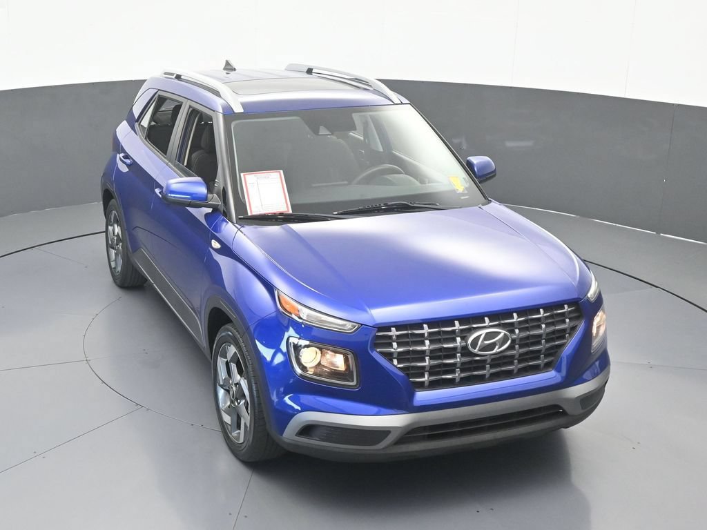 Used 2022 Hyundai Venue SEL FWD image 47
