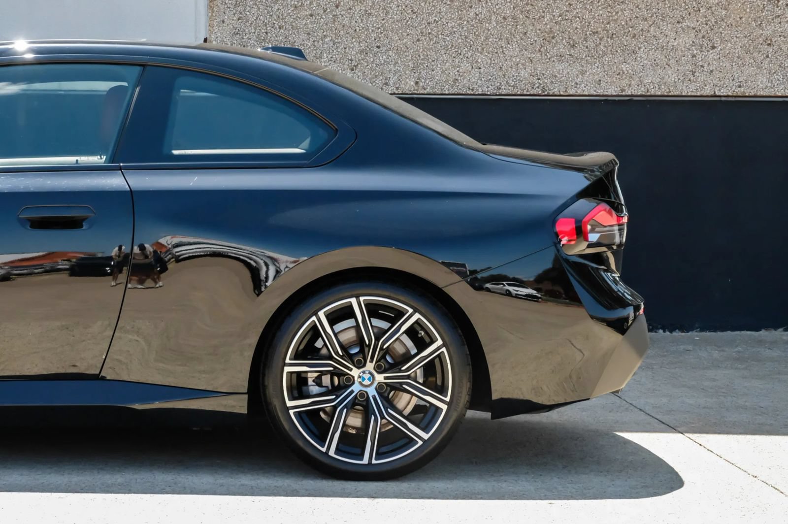 Used 2024 BMW 230i Coupe w/ Convenience Package RWD image 17