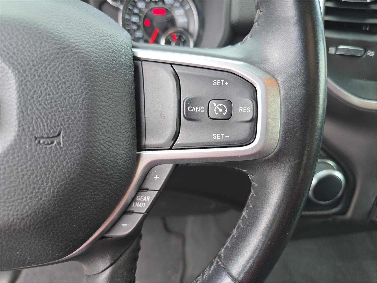 Used 2021 RAM 1500 Big Horn AWD/4WD image 31