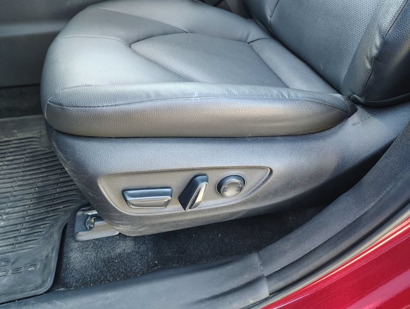 Used 2024 Toyota Grand Highlander AWD Hybrid image 10