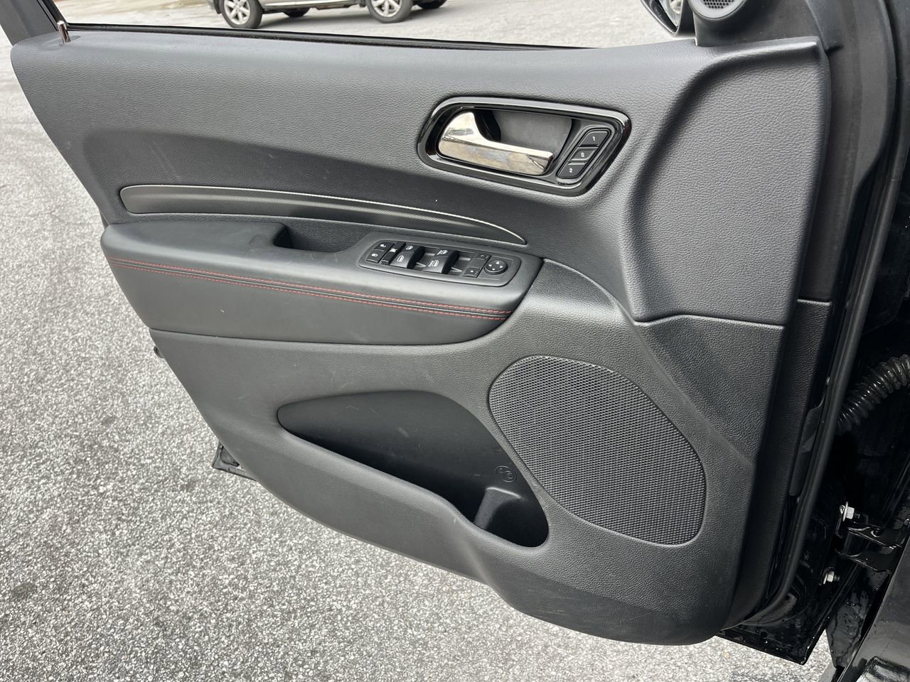 Used 2023 Dodge Durango GT image 13