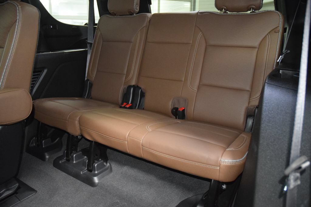 Used 2023 Chevrolet Tahoe High Country AWD/4WD image 43